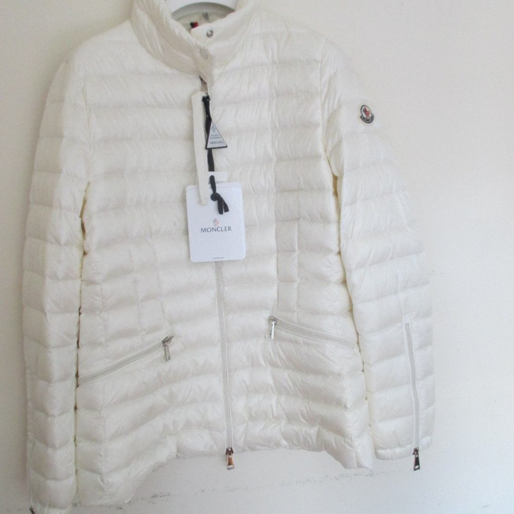 MONCLER SAFRE GIUBBOTTO WOMENS DOWN PUFFER JACKET SIZE 3/M-L NWT